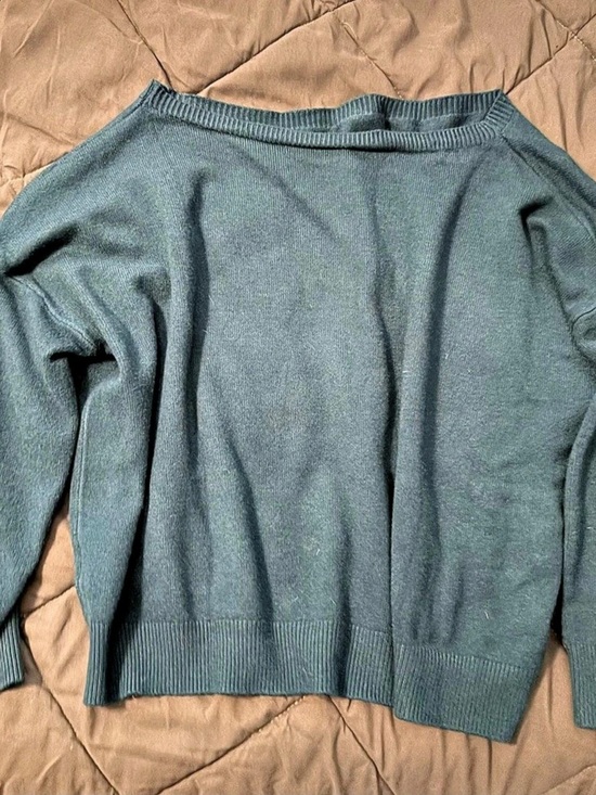 Sweaters - Crewneck Sweater in Blue Like New